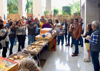 Con Rosca de Reyes, el Congreso de Veracruz inicia 2025