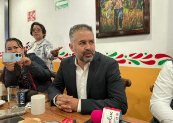 Estamos construyendo propuestas para mejorar Xalapa: Ivan Martínez