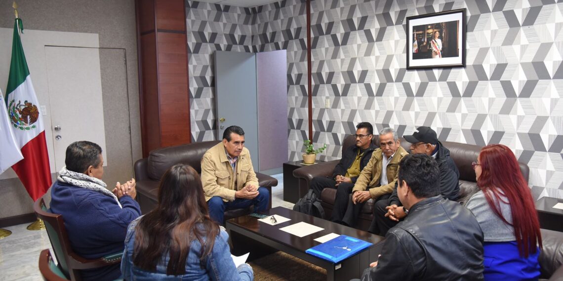 Inaugura presidente de la Jucopo miércoles de atención ciudadana