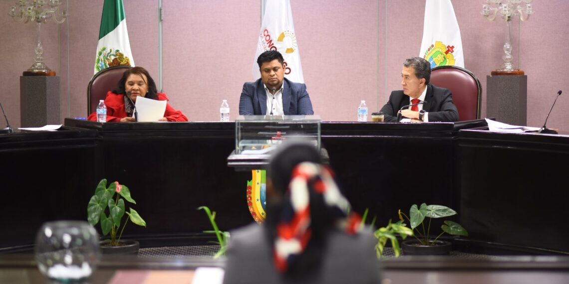 Entrevista comisión a 24 aspirantes a la Contraloría de la CEDHV