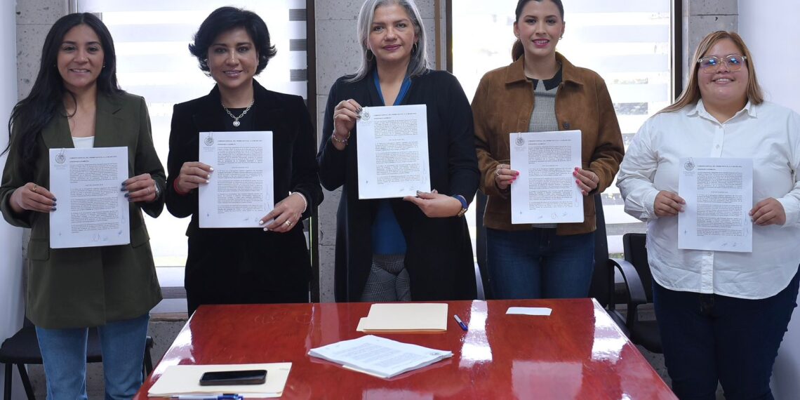 Elige comisión a Ángela Olazarán como ganadora del Premio a la Mujer 2025