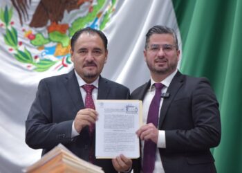 Propone diputado sancionar la usurpación de la profesión de médico cirujano plástico