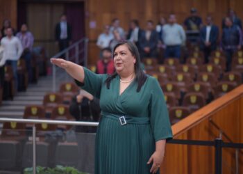 Designa Congreso a nueva contralora de la CEDHV