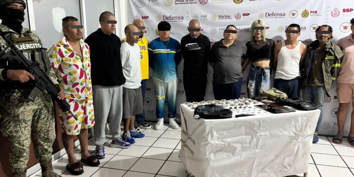 Ejército y Guardia Nacional apoyan a la Fiscalía en cateo en la ciudad de Veracruz