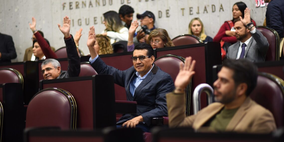 En los primeros 100 días, productividad legislativa, diálogo y consenso