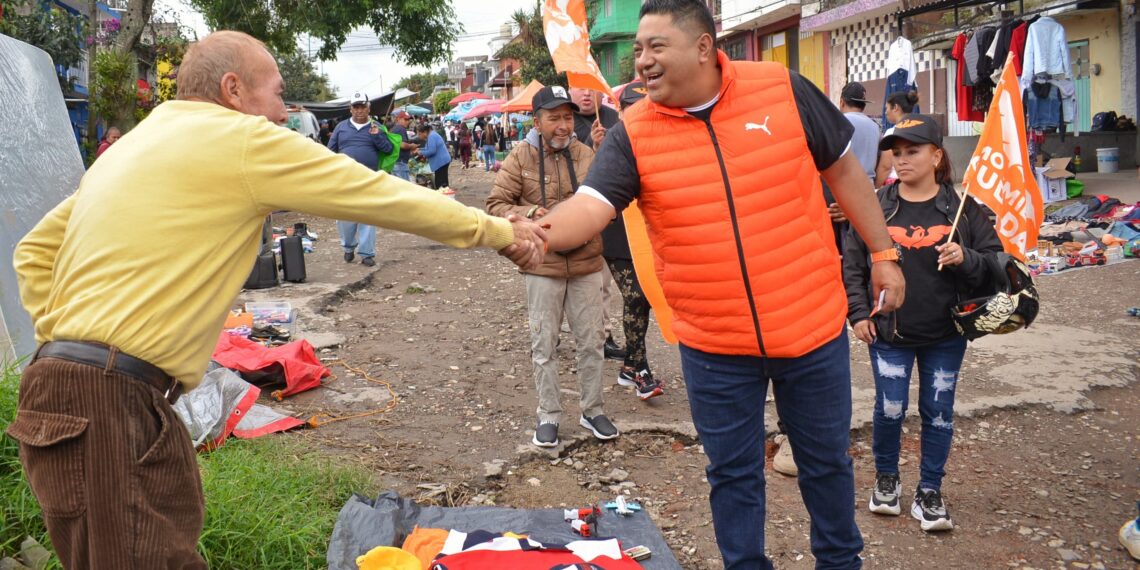 Xalapa merece una transformación real: Román Moreno