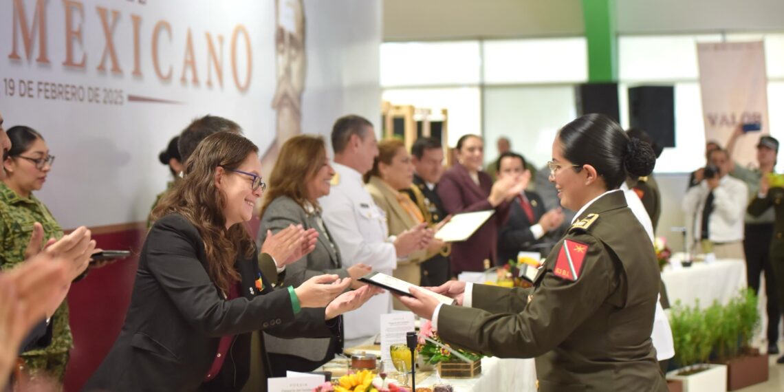Congreso de Veracruz, presente en conmemoración del Ejército Mexicano