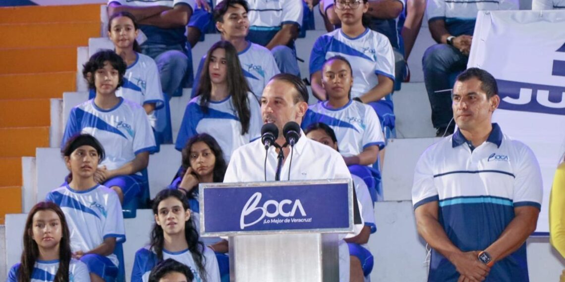 Abandera Alcalde JM Unánue a la delegación deportiva municipal rumbo a los Juegos Estatales CONADE 2025