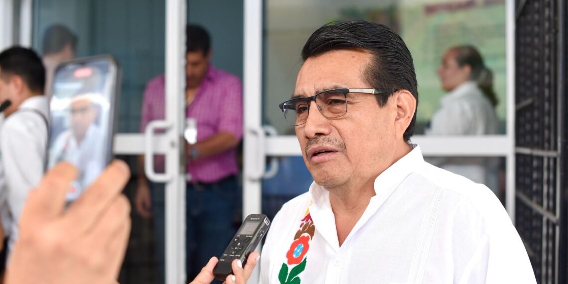 Cerrar administraciones municipales con honestidad y transparencia, exhorta diputado