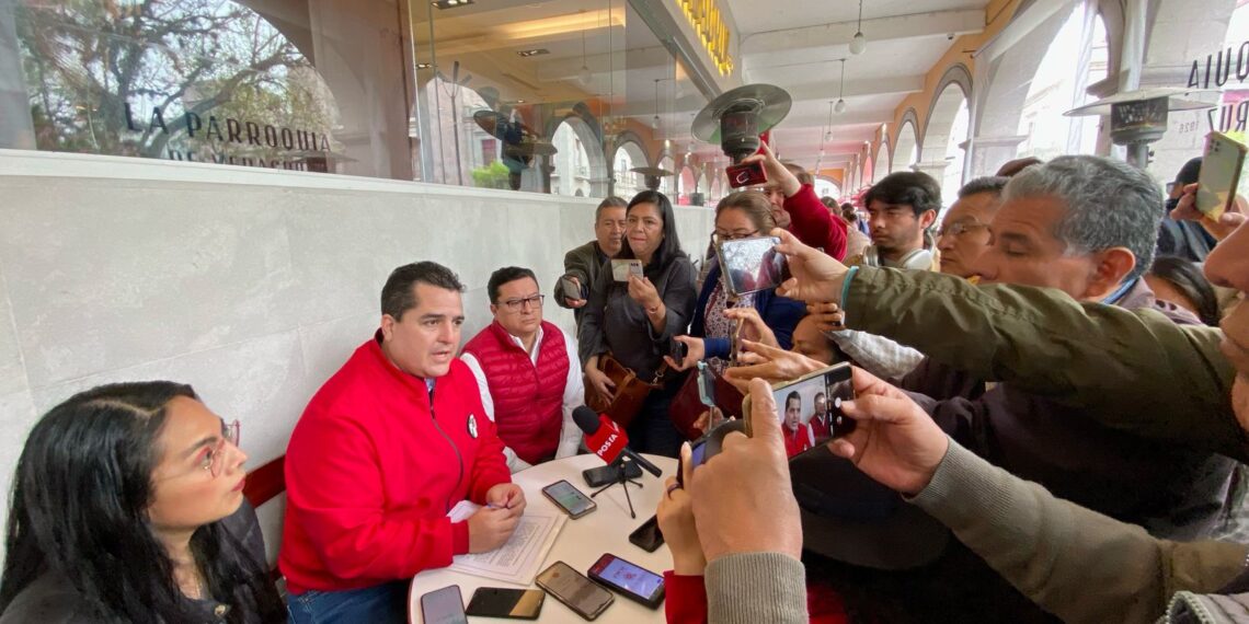 El PRI Veracruz se pronuncia en contra del gasto excesivo en publicidad oficial, el Gobierno debe enfocarse en la seguridad, la salud y la economía: Adolfo Ramírez