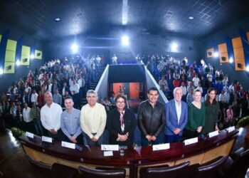 “Sin jaloneos” deben cerrar ayuntamientos: diputado Esteban Bautista