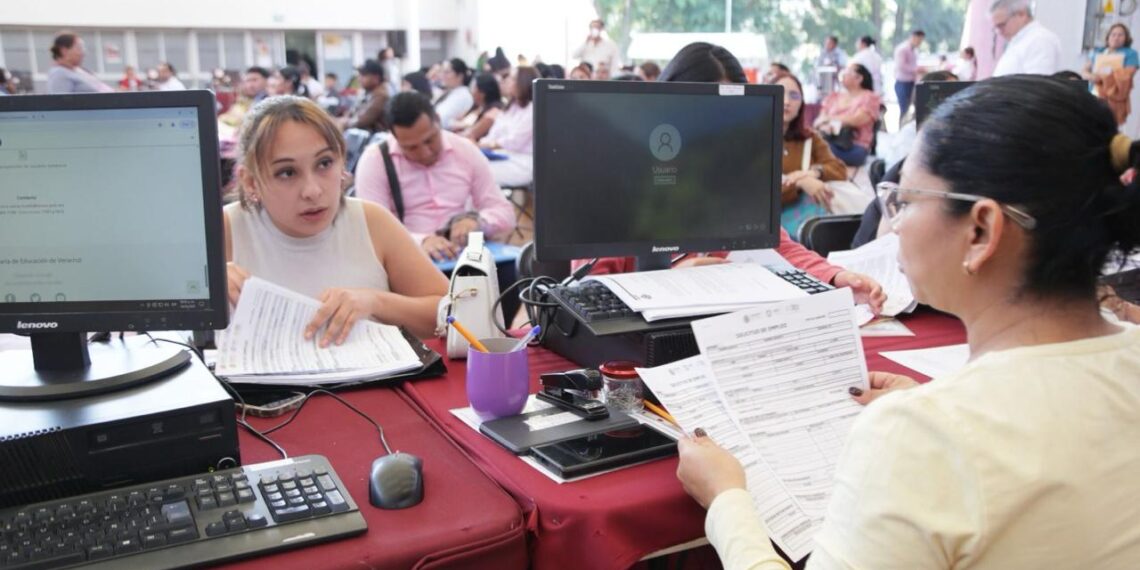 Asigna SEV con transparencia más de tres mil plazas de niveles Básico y Medio Superior