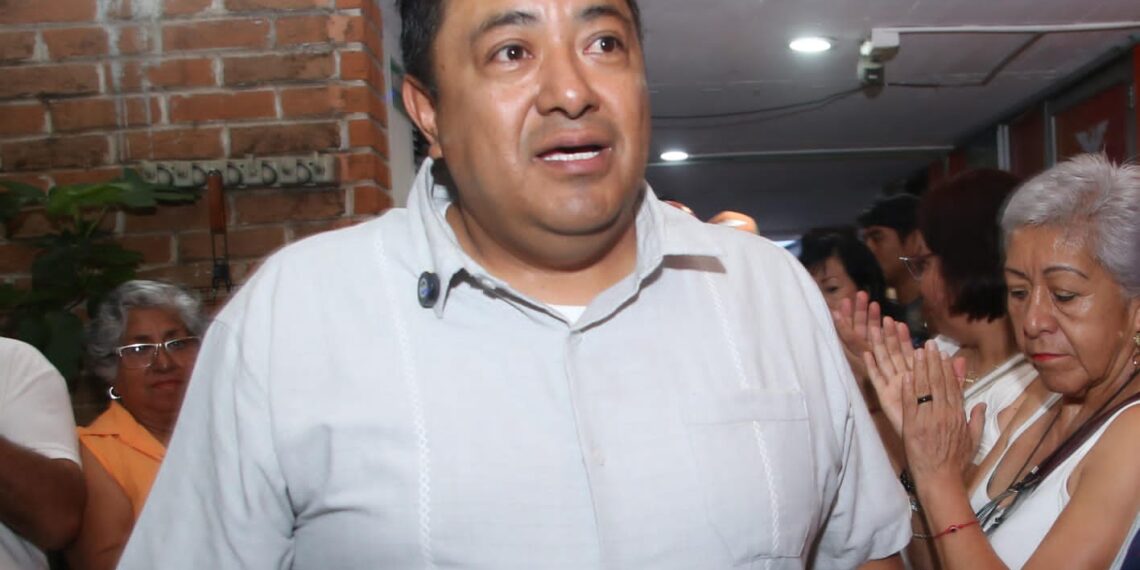 Román Moreno pide no politizar la contaminación del Lago de Las Ánimas y exige sancionar a responsables