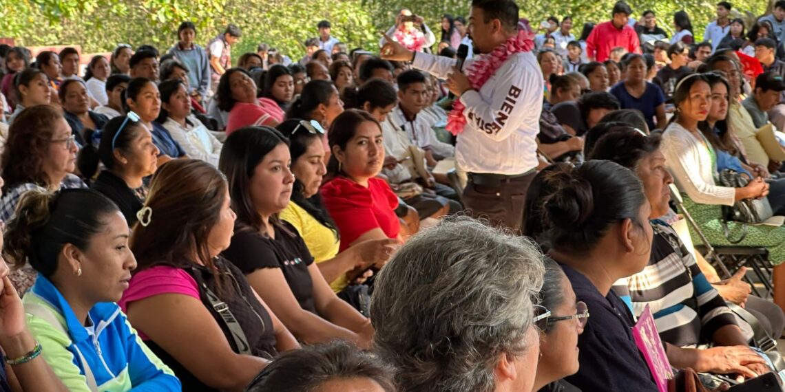Educación y amor a nuestros hijos, pilares de su desarrollo y bienestar: Gómez Cazarín