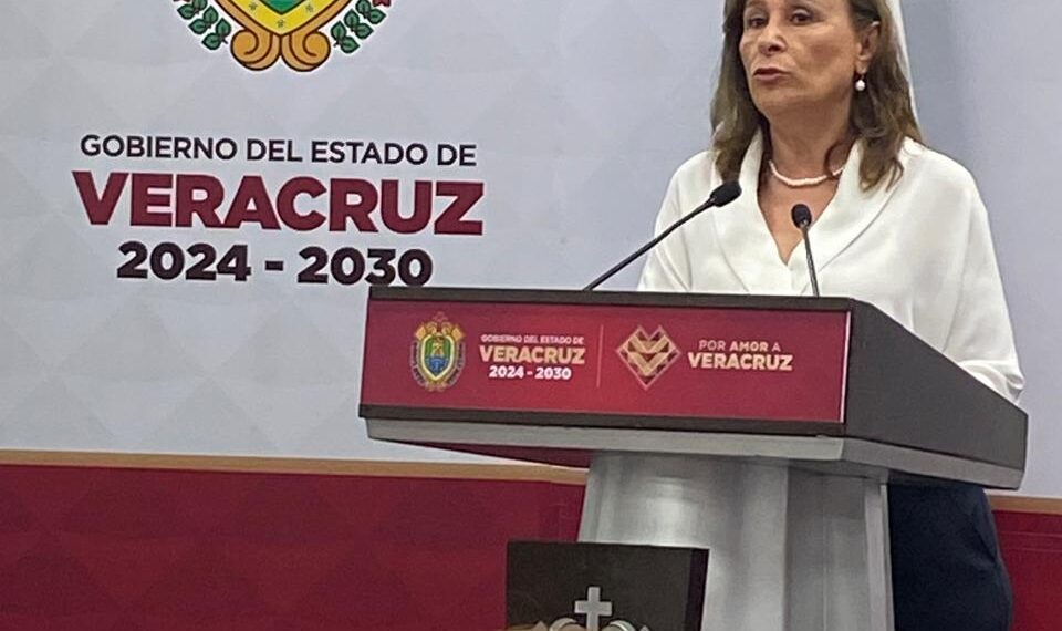 Advierte la gobernadora, Uber y Didi no están autorizados para operar en Veracruz