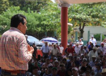 Por desvío de recursos, alcalde de Tatahuicapan acabaría en Pacho Viejo