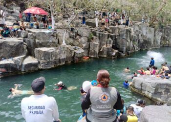 Más de un millón de personas disfrutaron playas de Veracruz bajo estricta vigilancia