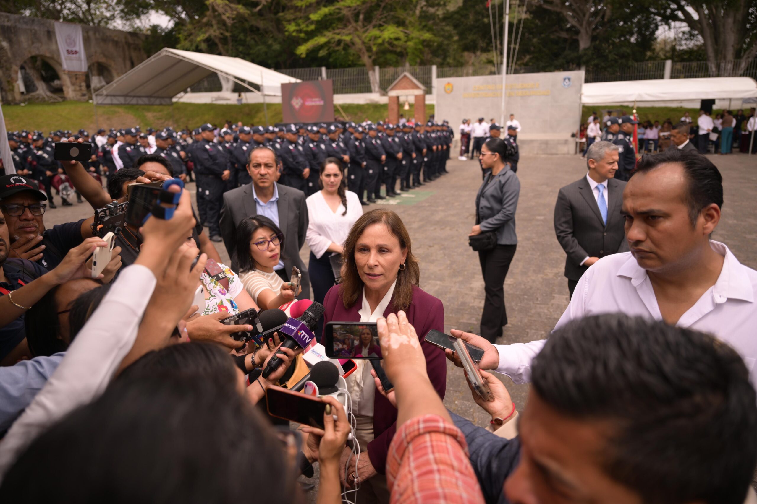 Gobernadora anuncia pago total al SAT sin nueva deuda y en 10 meses