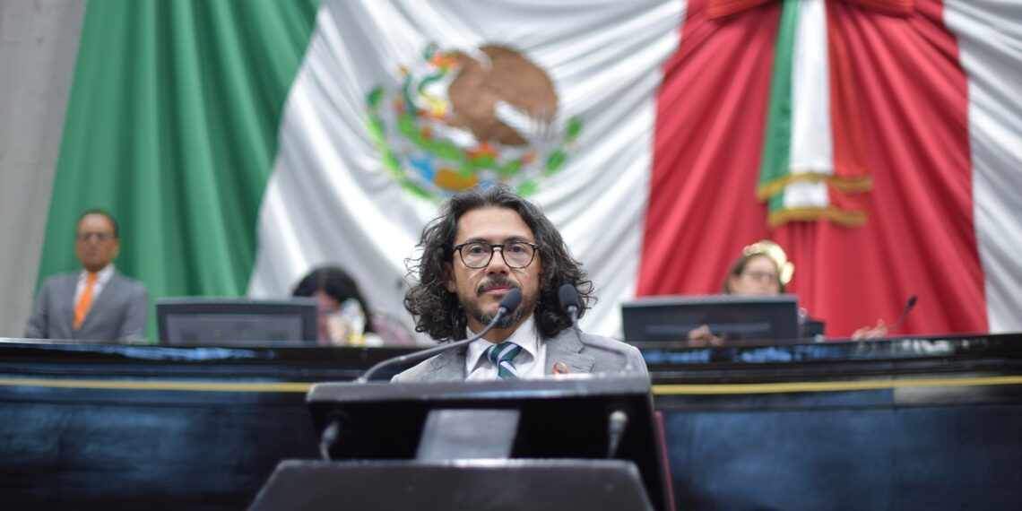 Suma de esfuerzos y compromiso para preservar la Tierra, pide diputado