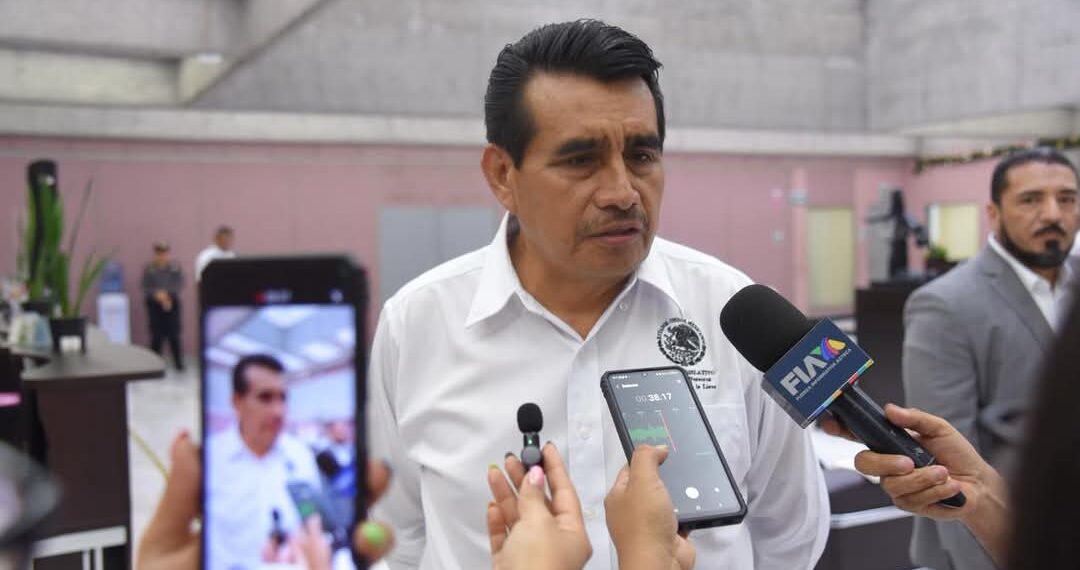 Calmen su euforia electoral y no anden inventando: El Profe