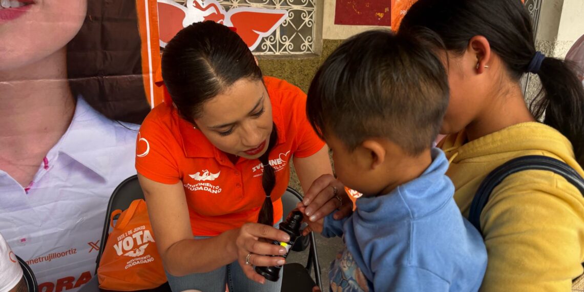 Niños y niñas de Altotonga proponen a Ivonne Trujillo soluciones para dar fuerza a su municipio
