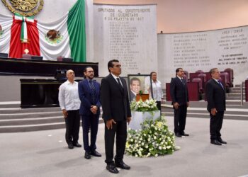 Realizan en el Congreso acto póstumo en memoria de exgobernador de Veracruz