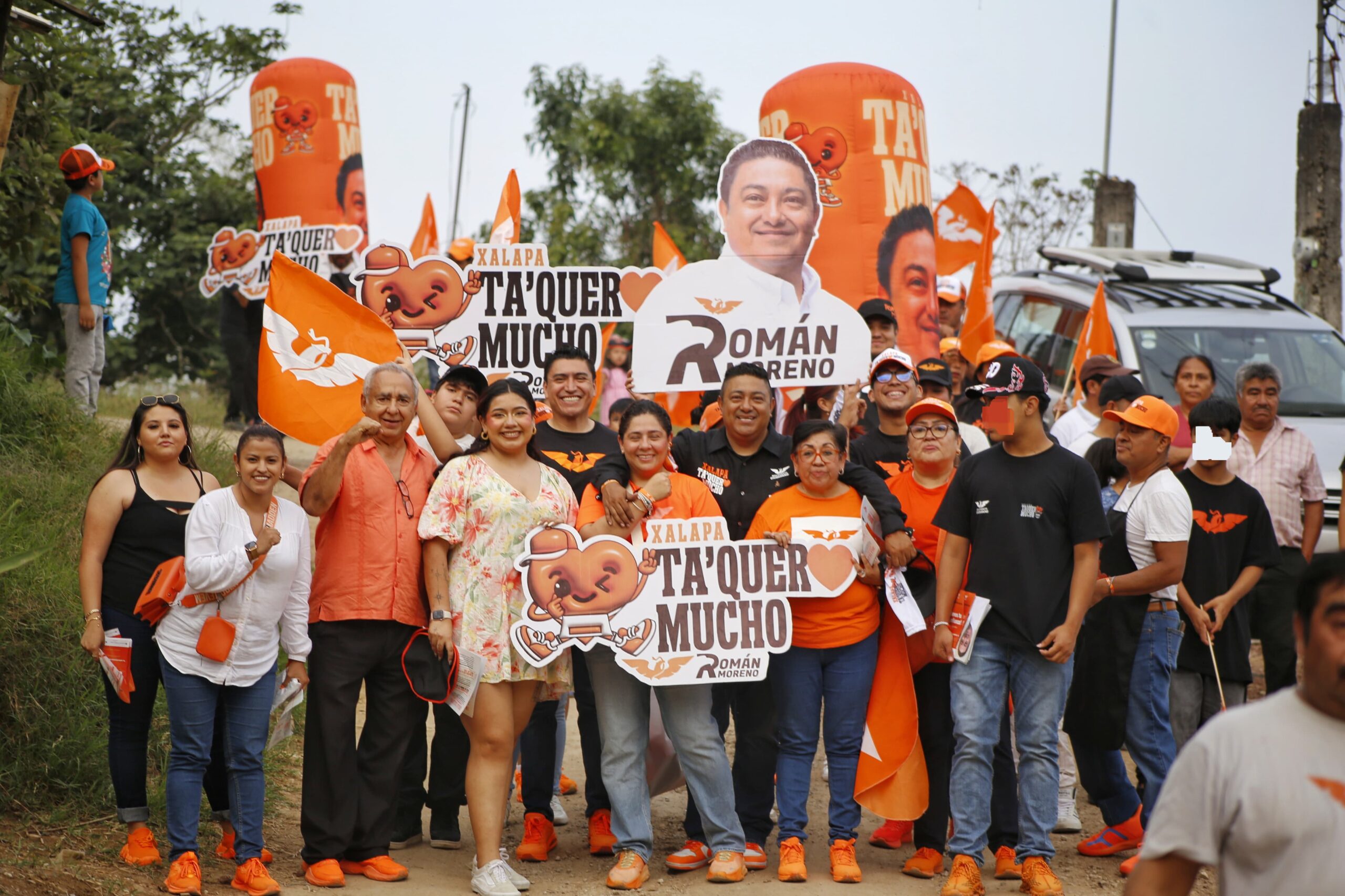 Román Moreno se compromete a garantizar calles seguras e iluminadas para Xalapa