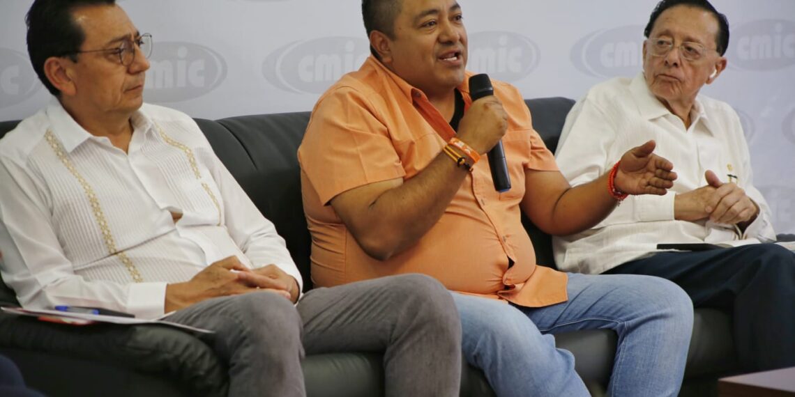 El impulso al desarrollo económico y empresarial en Xalapa será una prioridad: Román Moreno