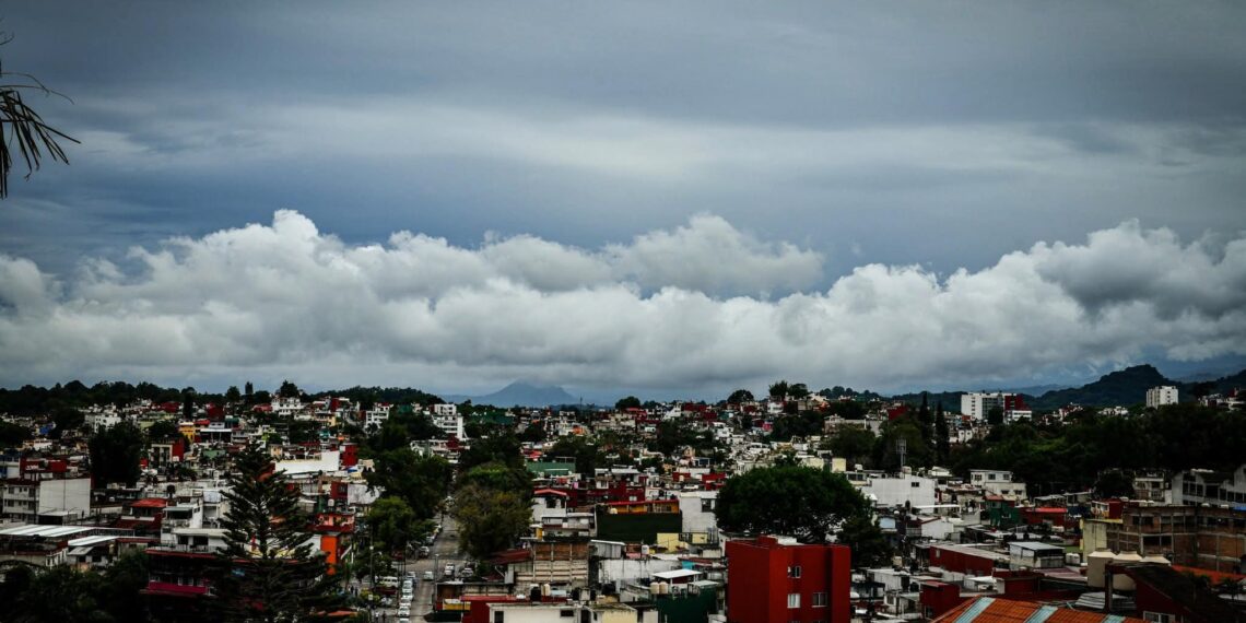 En la región de Xalapa seguirán las lluvias, Protección Civil Municipal emite recomendaciones