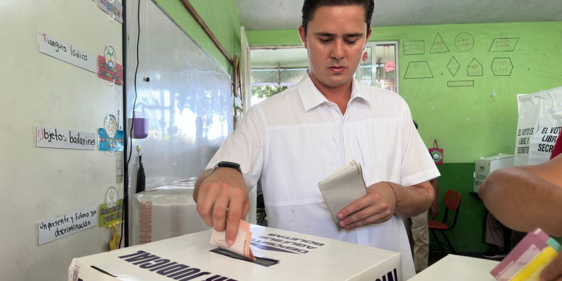 Invita Rafa Fararoni a participar en la jornada electoral histórica de este domingo 1 de junio
