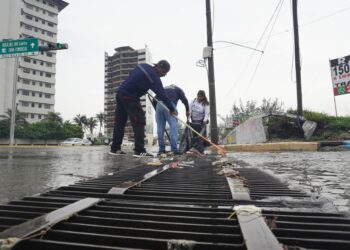 Fuerza de Tarea Municipal atiende contingencia en Boca del Río: Alcalde JM Unánue