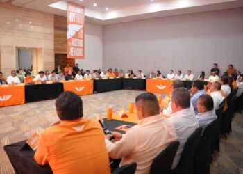 Movimiento Ciudadano realiza el primer encuentro con las 41 alcaldesas y alcaldes electas