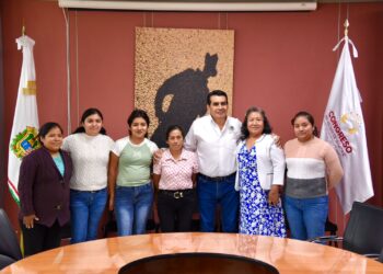 Atiende diputado Esteban Bautista a la ciudadanía veracruzana