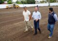 Supervisa Alcalde Juan Manuel Unánue construcción de cancha de fútbol en el CBTIS 79