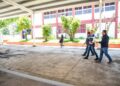 Alcalde JM Unánue supervisa la construcción de dos canchas de fútbol en el CBTIS 190