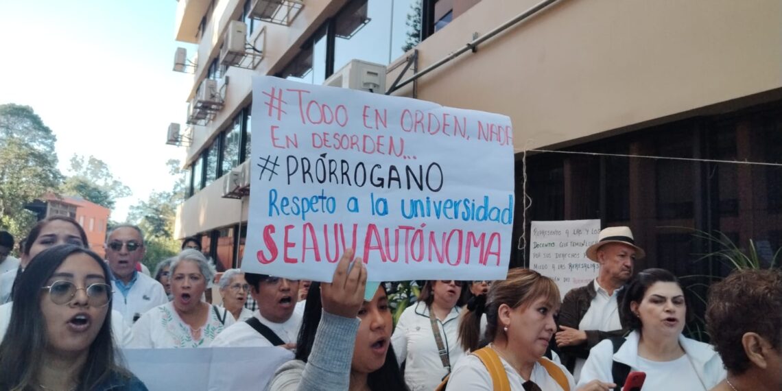 En protesta por la prórroga, nace la Red Universitaria por la Legalidad