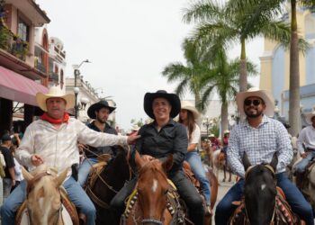 Todo un éxito la cabalgata, participa diputado Juan Tress en el aniversario de los 204 años de la Firma de los Tratados de Córdoba