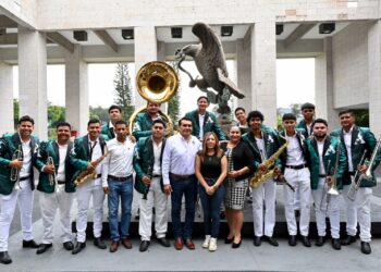 Atención ciudadana en el Congreso, muestra de confianza de la gente: Esteban Bautista