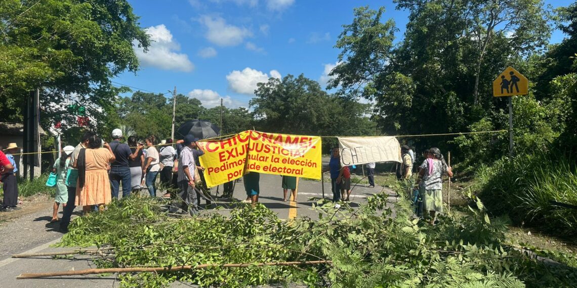 En Chiconamel, rechazan resultados electorales, denuncian nepotismo del alcalde