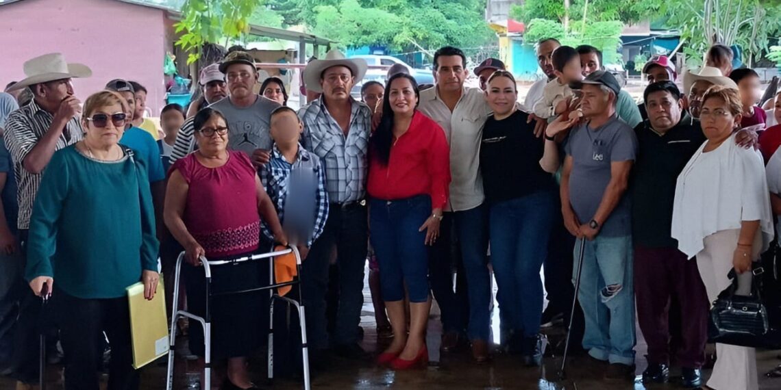 Diputado Esteban Bautista cumple compromiso y acude a región piñera