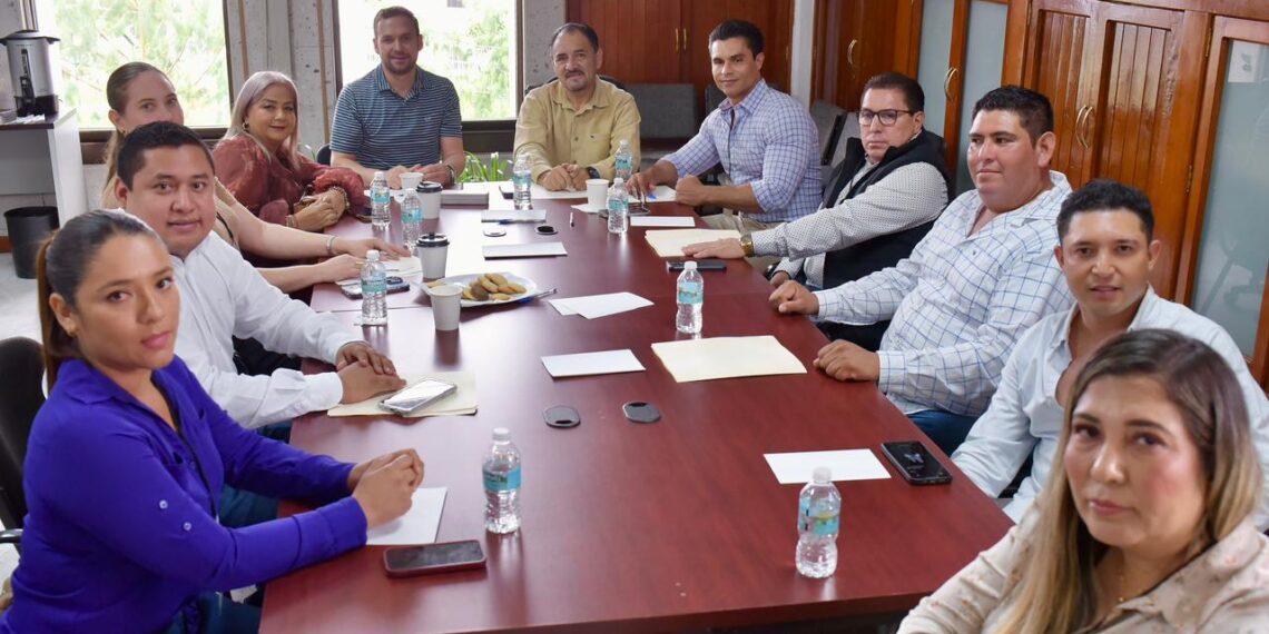 Atienden diputados a presidentes municipales electos de la Cuenca del Papaloapan
