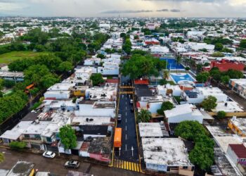 Alcalde Juan Manuel Unánue deja como nueva la calle Graciano Sánchez