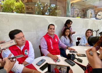 El PRI Veracruz está preparado para competir solo o en alianza: Adolfo Ramírez Arana