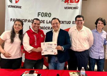PRI Veracruz anima a jóvenes a participar en política; cuestiona represión y falta de diálogo del Gobierno Federal