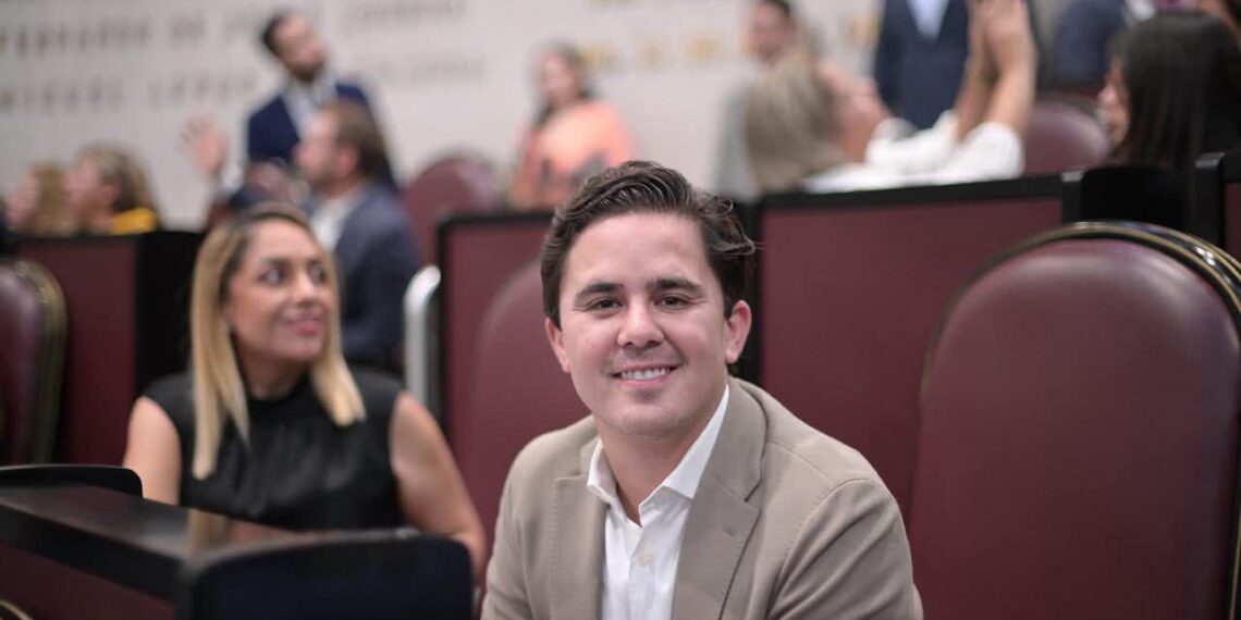 Diputado Rafa Fararoni gestiona solución territorial a favor de habitantes de Texhuacan