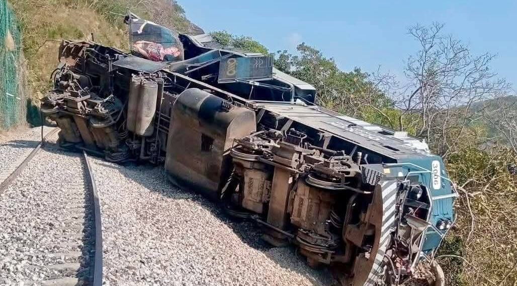 Tres personas oriundas de la zona sur de Veracruz fallecieron en accidente de Tren Interoceánico: Gobernadora