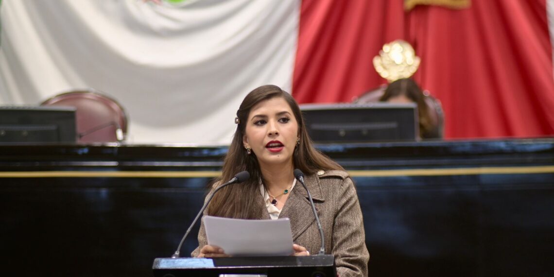 Legisladora Estefanía Bastida Cuevas propone abaratar escrituras para población vulnerable