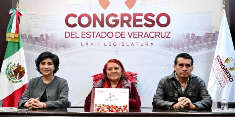 En el Congreso, rinde diputada Victoria Gutiérrez su Primer Informe de labores