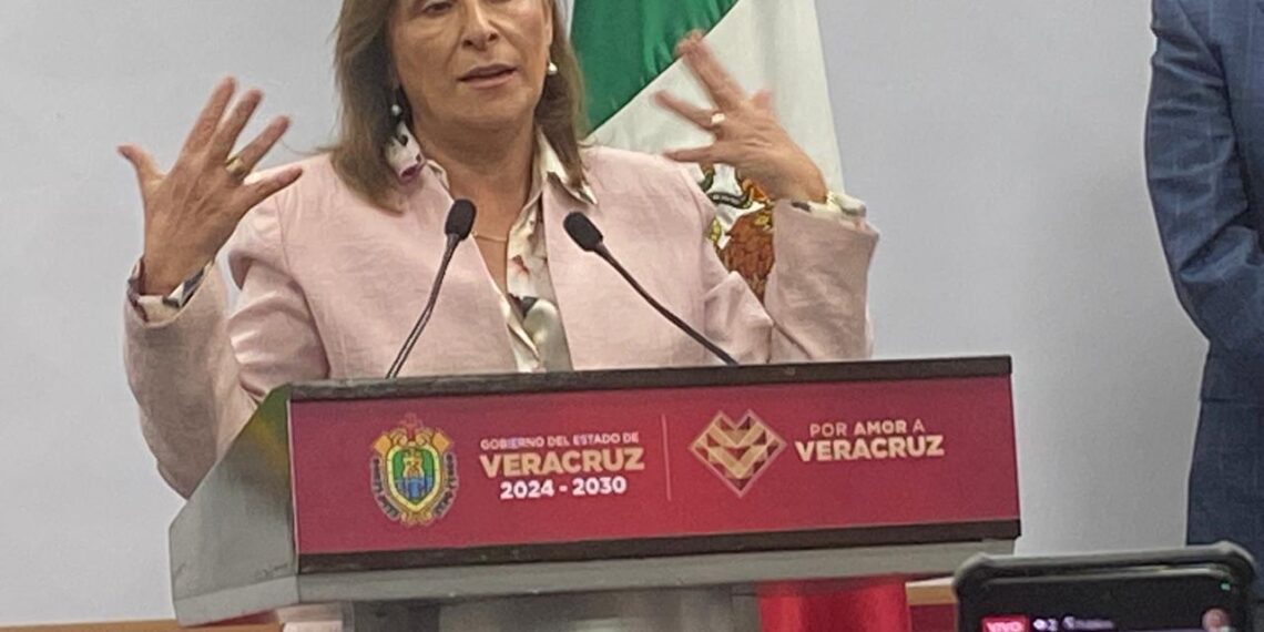 Gobernadora rechaza instalación de parquímetros en Coatepec, pide a nuevo gobierno revisar contrato que deja Raymundo Andrade