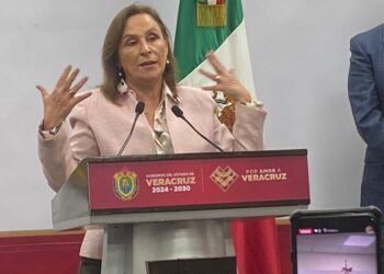 Gobernadora rechaza instalación de parquímetros en Coatepec, pide a nuevo gobierno revisar contrato que deja Raymundo Andrade